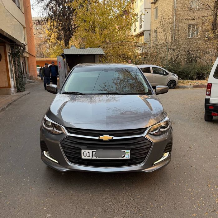 ONIX PREMIER 2 plus 24yil 15 min probeg toza