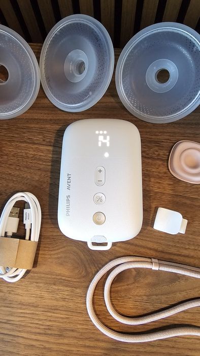 Vând pompă de sân electrică duală Philips Avent Hands-Free – ca nouă