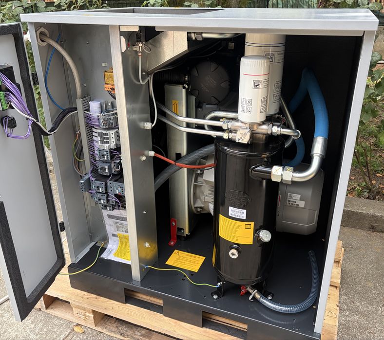 Винтов компресор Ceccato CSM 40 30kw 4000lt/min НОВ!