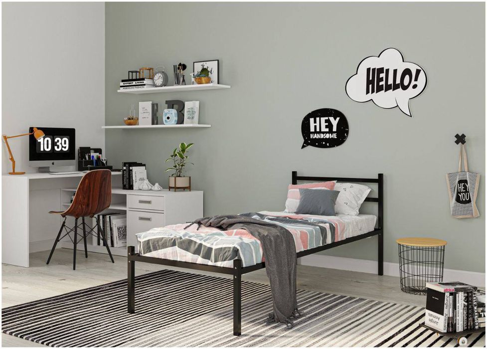 Металлическая кровать мета