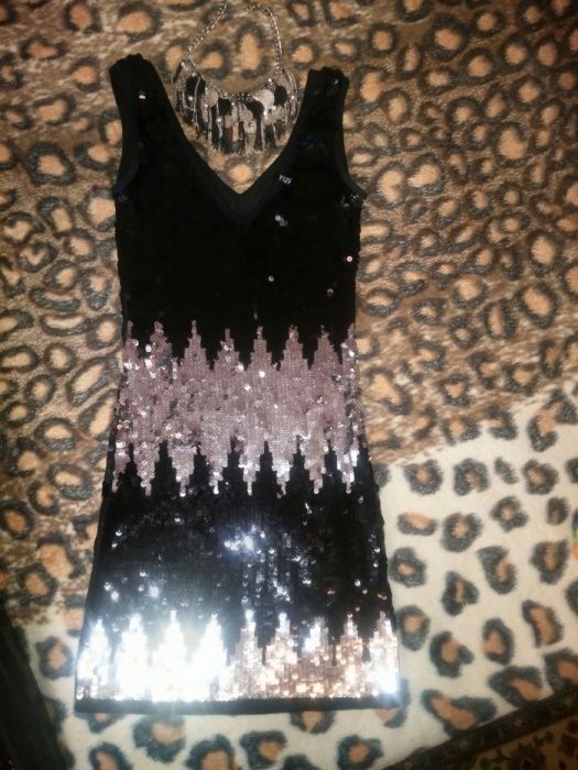 Вечерние и коктейльные платья/Смотрите фото