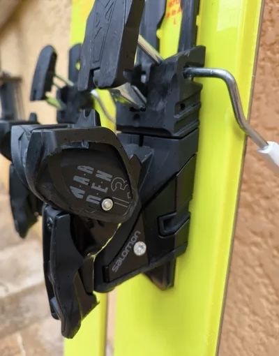 Schiuri freeride poweder , Salomon rocker 2 115 ,180cm