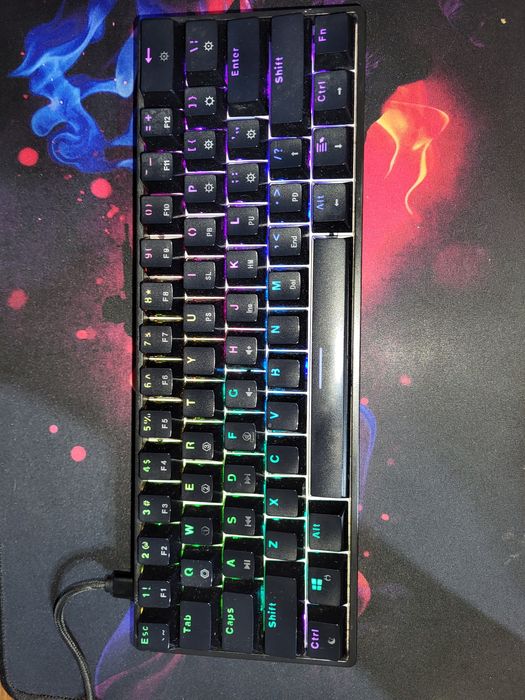 Механическая клавиатура 60% gk61 (sk61 rgb) на коричневых свичах
