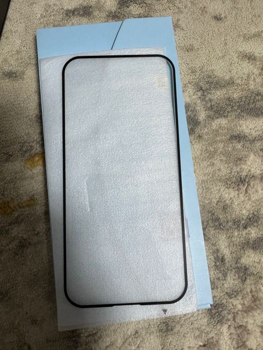 Folie sticlă privacy + huse iPhone 14/15 pro și cabluri încărcare