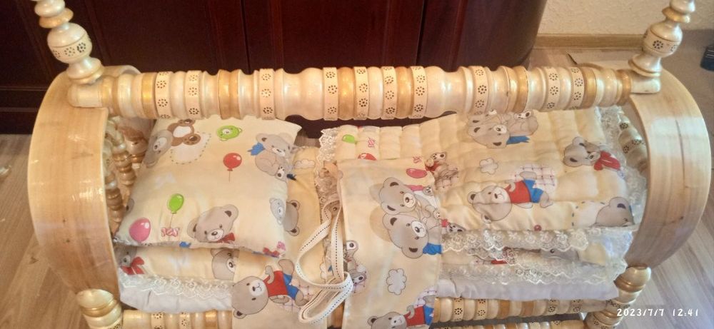 Янги ишлатилмаган бешик сотилади