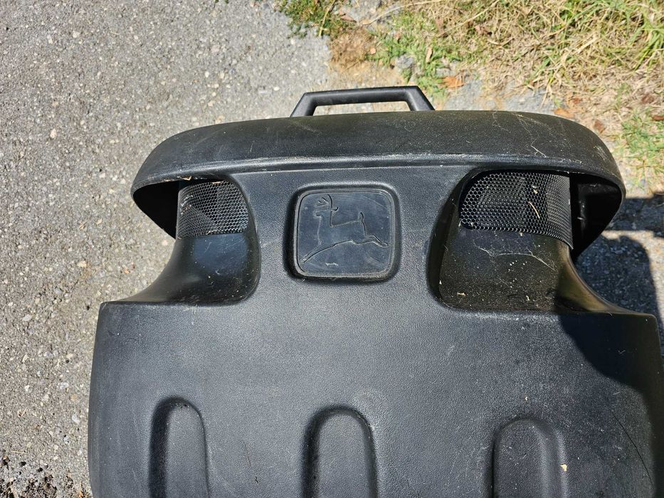 Кош за Тракторна Косачка.  JOHN DEERE. ЧИСТО НОВ.