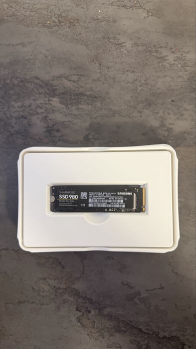 Vand SSD Samsung 980 NVMe M.2 de 1 TB