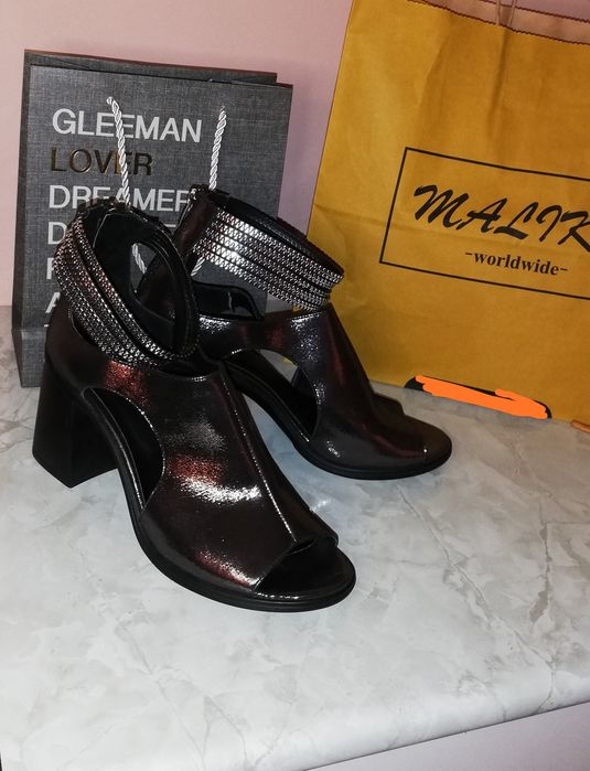 Обувь из эко кожи