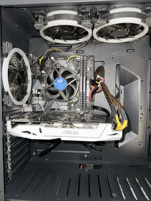 Vând Pc Gaming Myria