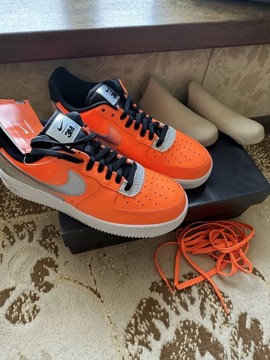 Новые кроссовки Nike Air Force 1