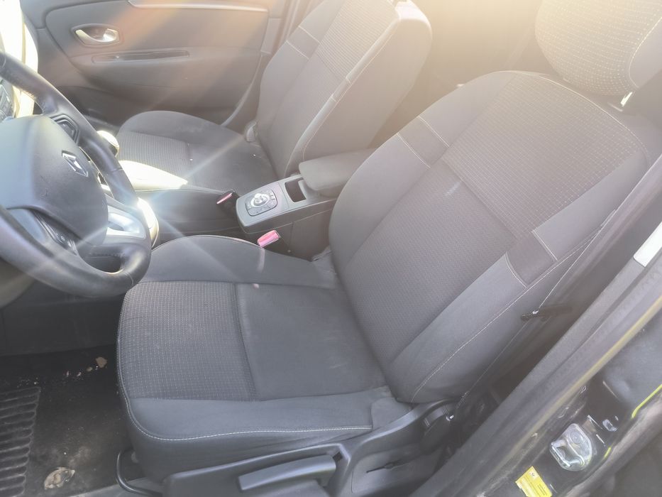Dezmembrez Renault grand scenic 3 1.4 tce
