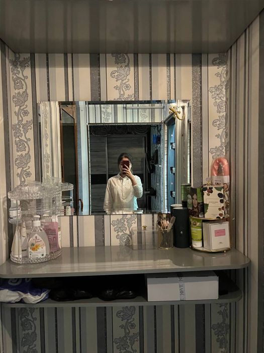 Квартира сотилади 1 хона 2 хона килинган.