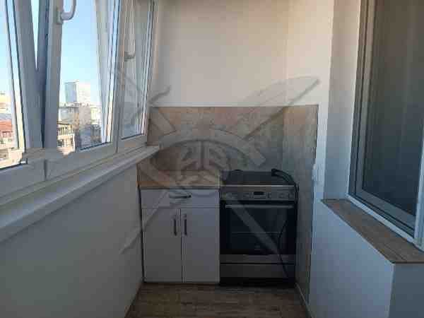 Продава се Тристаен апартамент в Бургас, Славейков - 90 кв.м за 1355 €/кв.м - Снимка #9