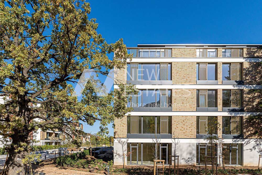 Продава се Двустаен апартамент в София, Бояна - 85 кв.м за 2005 €/кв.м - Снимка #10