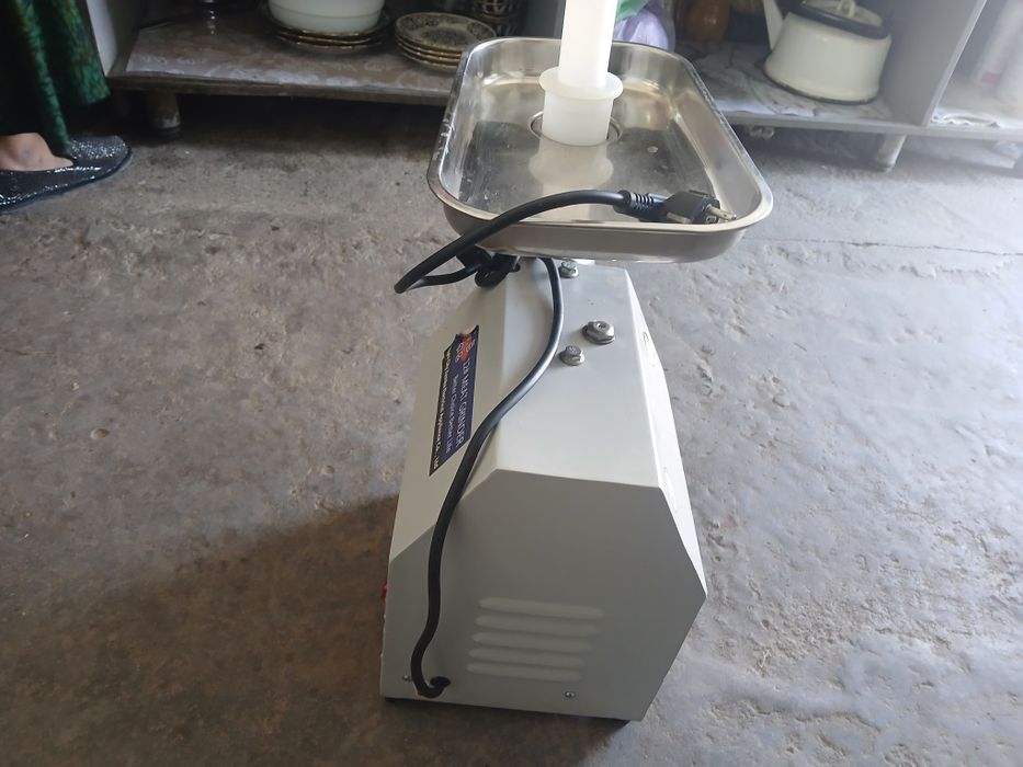 Мясорубка бу1200