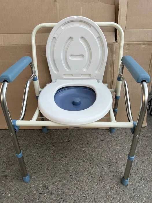 кресло-туалет стул-туалет кресло-коляска с санитарным оснащением