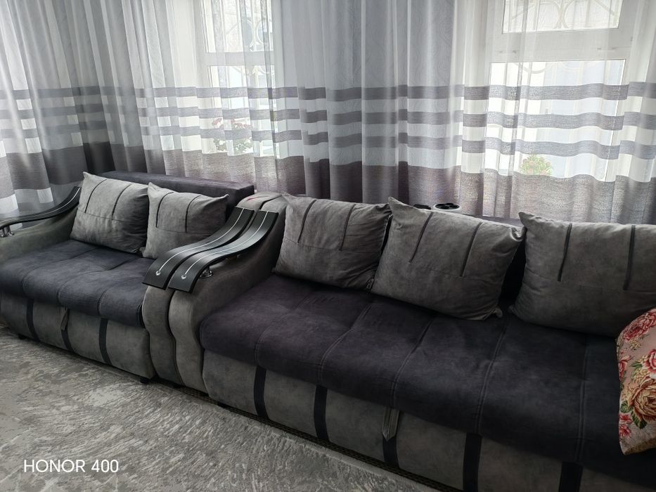 Мягкий уголок диван