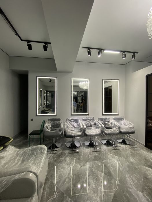 Зеркало с подсветкой