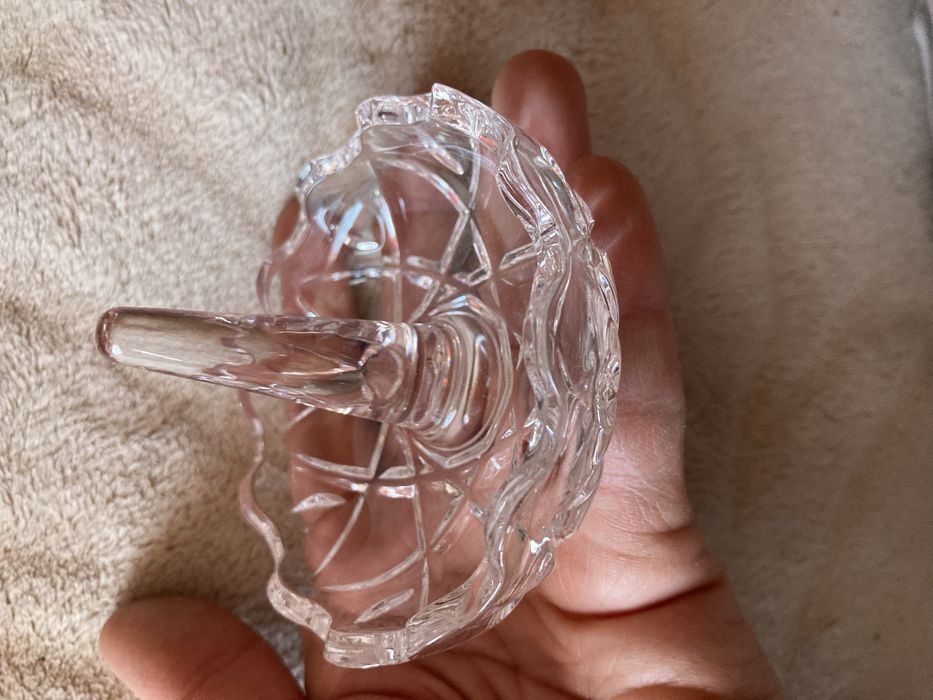 Подставка для украшений и серебро