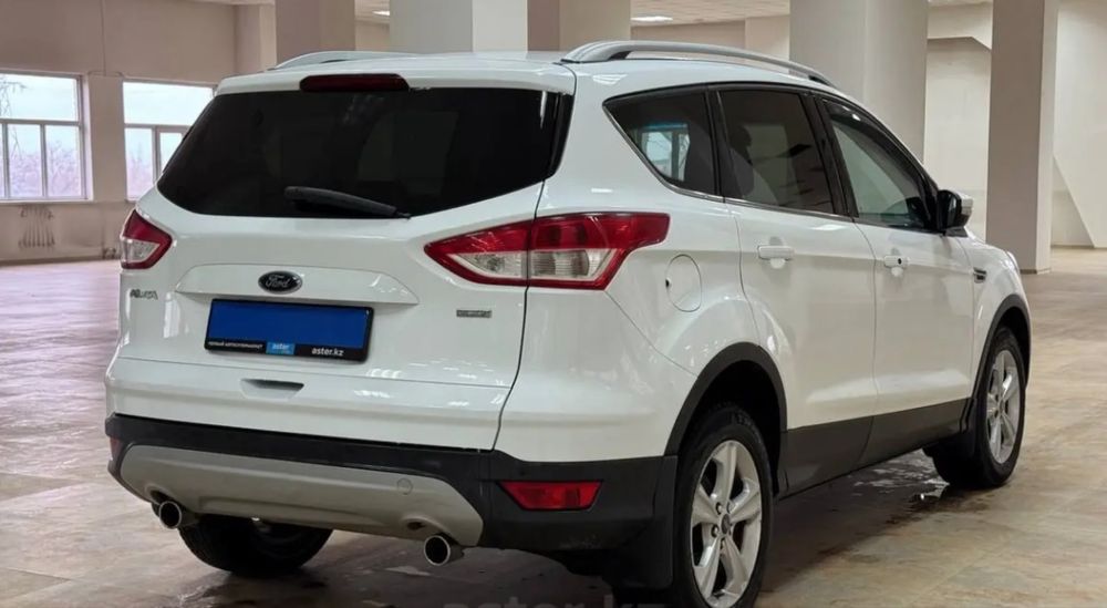 Продам кроссовер Форд куга 2014