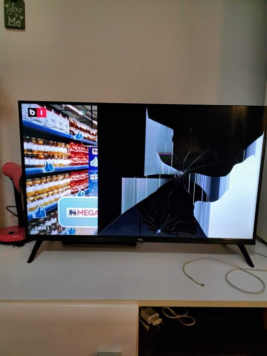 Televizor led TLC spart