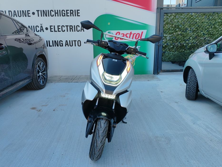 Scuter electric Zehoo ae8s+ ABS