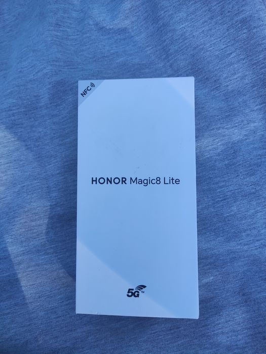 Honor Magic 8 lite 5G 256Gb 1100 și unul de 512Gb 1300