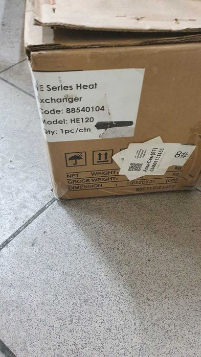 Продам в упаковке теплообменник для бассейна HE120