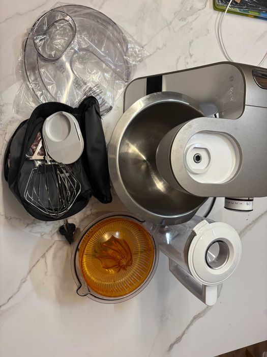 Robot de bucatarie BOSCH MUM58M59, vas 3.9l, blender 1.25l, 1000W