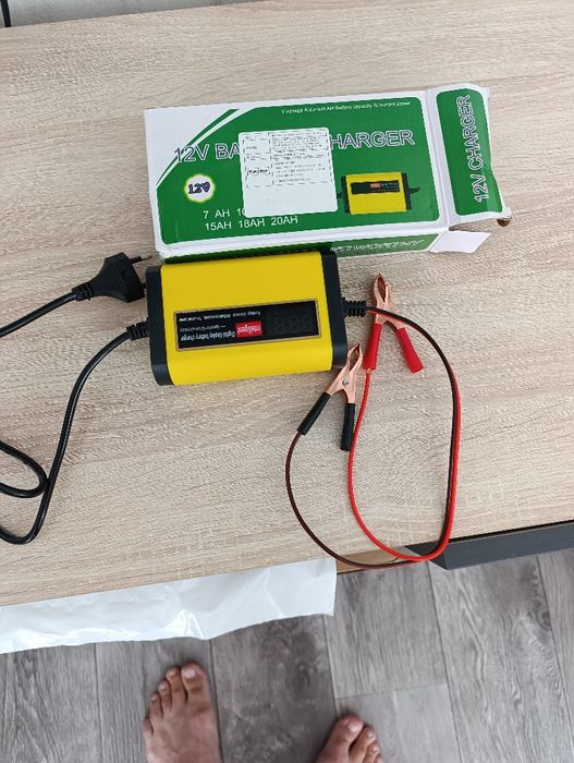 Продается зарядное устройство