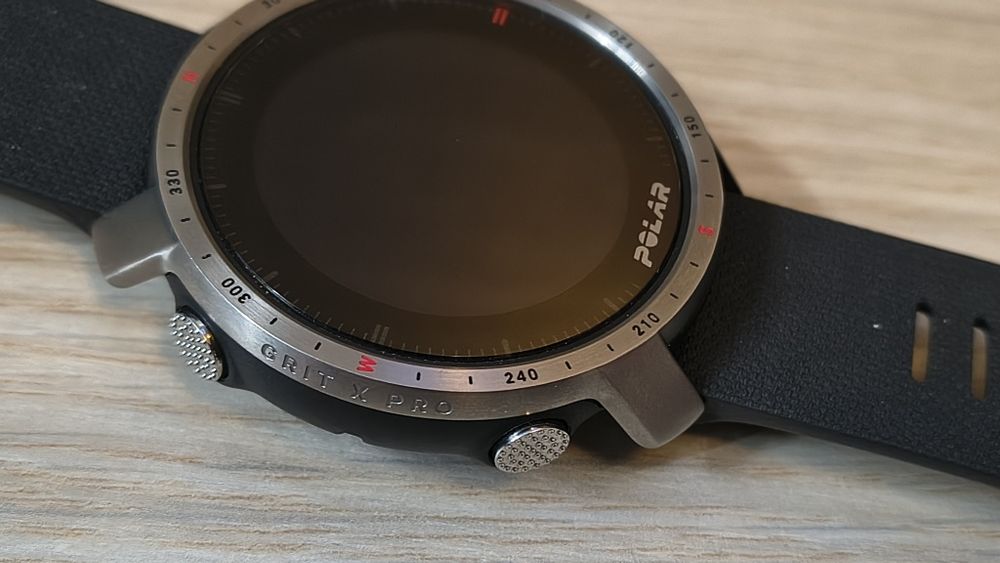 Vând Ceas Polar Grit X Pro Titan