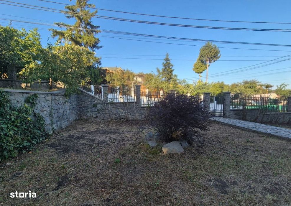 Casa individuala, garaj, 3 parcari, 210mp, gradina, Dambul Rotund