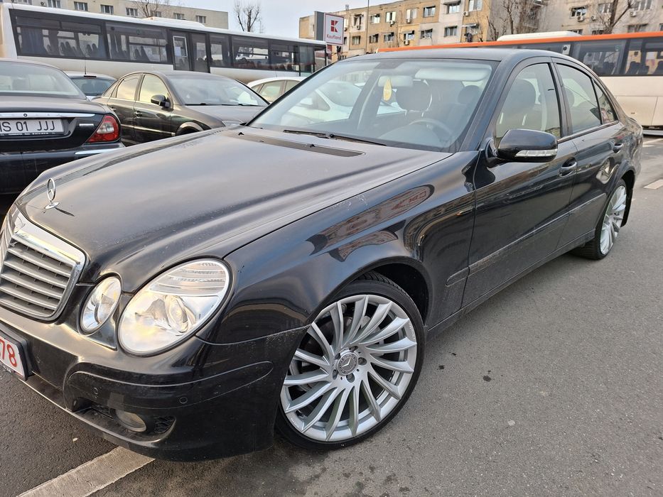Mercedes benz e200 *w211 facelift * Germania.