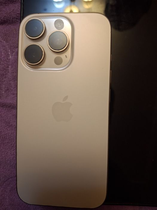 Айфон 16про в отличном состояний