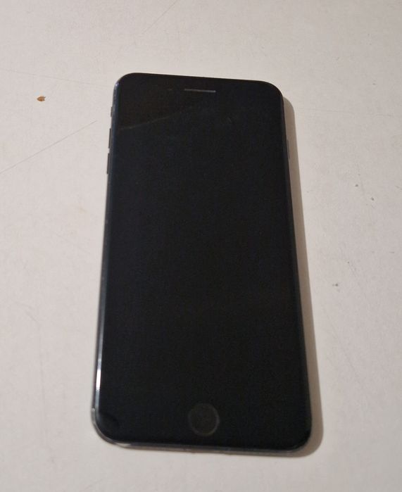 Айфон 7 б/ у хорошем состоянии