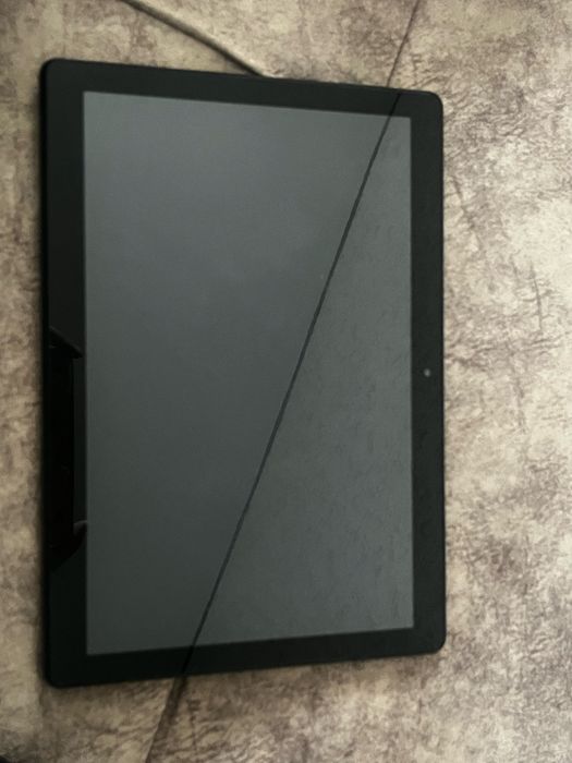 Продам планшет срочно