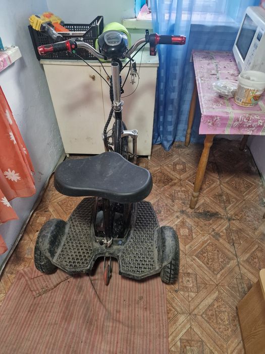 Продам электрический трицикл