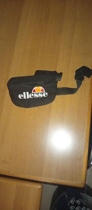 Черна Ellesse чанта за кръста