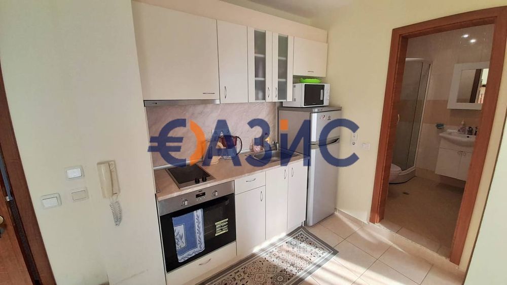 Продава се Тристаен апартамент в к.к. Слънчев бряг - 65 кв.м за 1208 €/кв.м - Снимка #4
