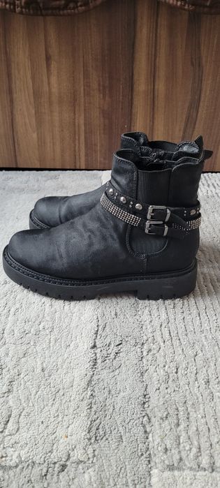Vand cizmulite dama
