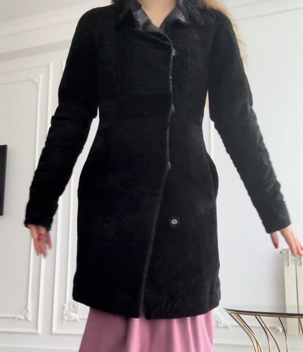 Черная каракулевая шуба