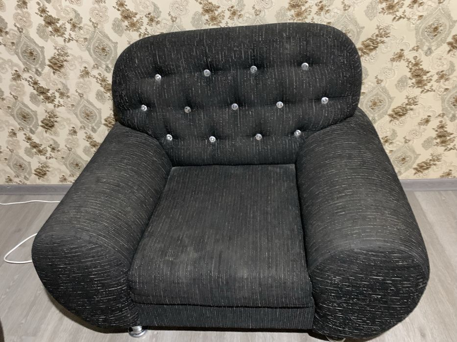 Диван и кресла, 15000