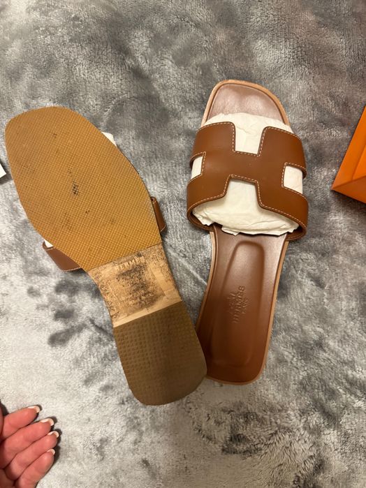 Hermes oran sandals