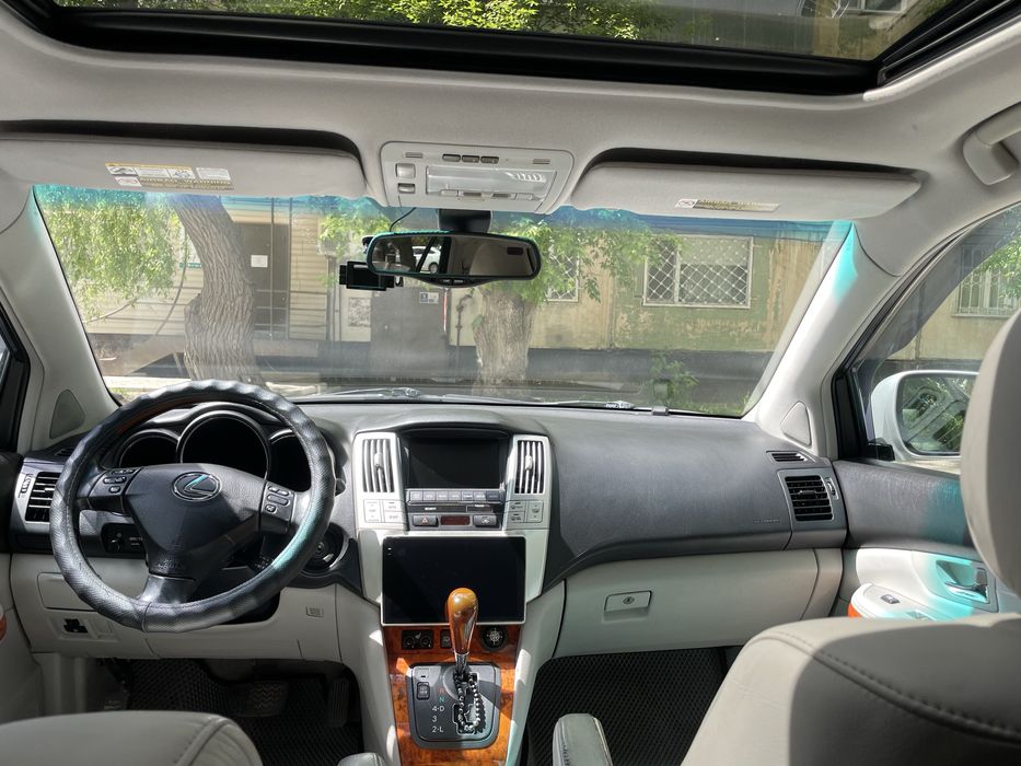 Продам Lexus RX 350