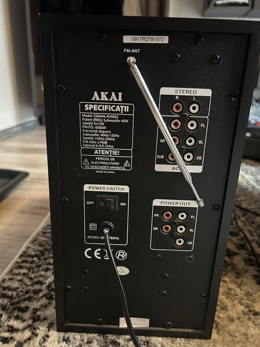Sistem audio Akai