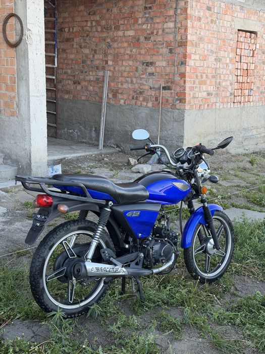 Продам мотоцикл рейсер альфа 110