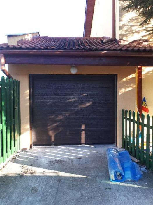 Usi de garaj sectionale