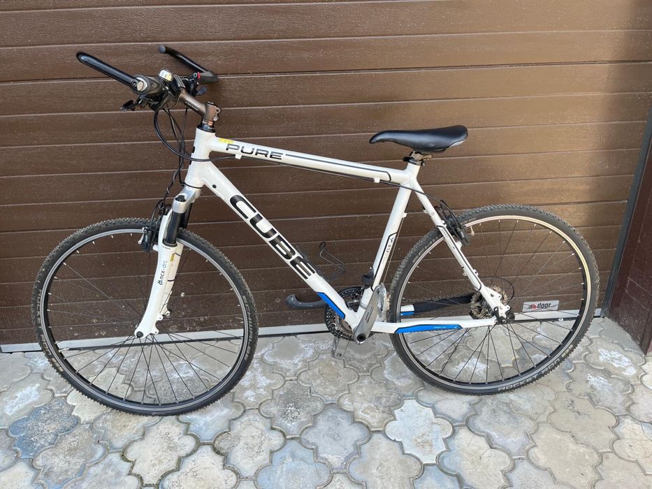 Bicicleta Cube Pure CLS