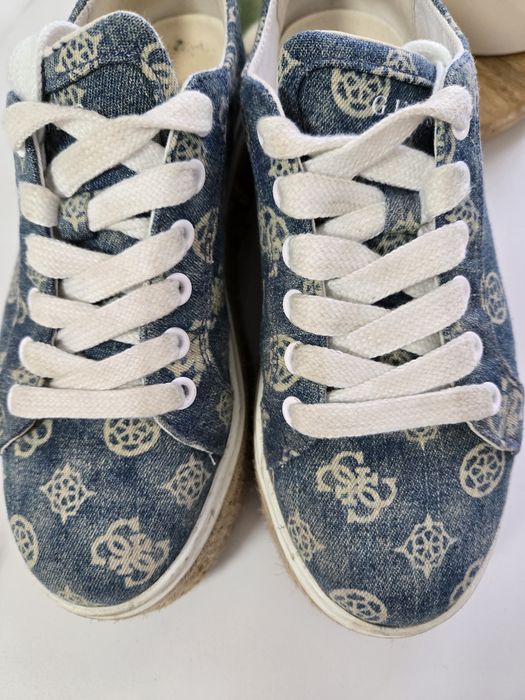 Ескадрили Guess размер 36