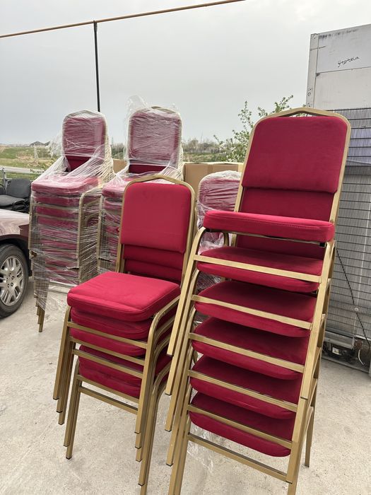 Стулья новая упаковке